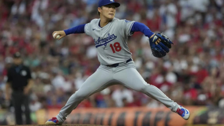 Yoshinobu Yamamoto lanza partido completo y los Dodgers colocan 2-0 su serie ante Brewers